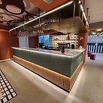 Imperial 4*