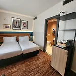Imperial Hotel 4*