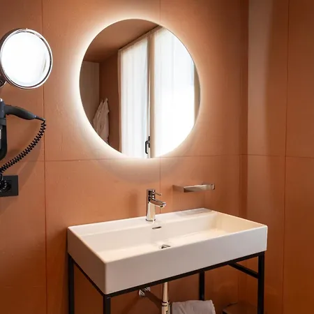 Hotel Bleis Bolonia
