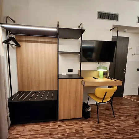 Hotel Bleis 4*